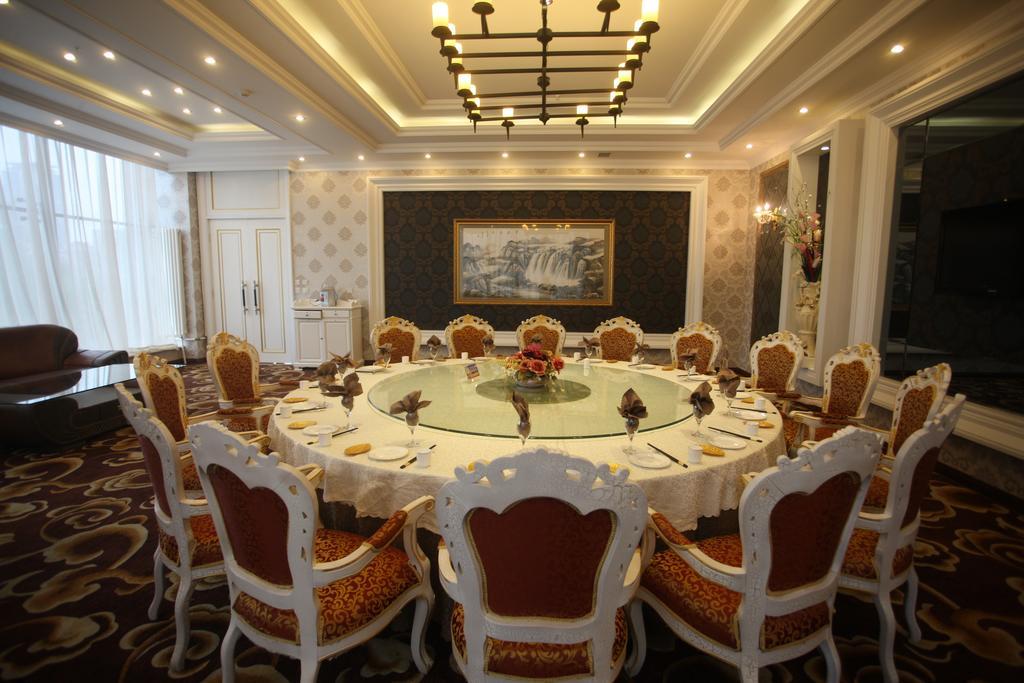 Milky Way Hotel Harbin Buitenkant foto